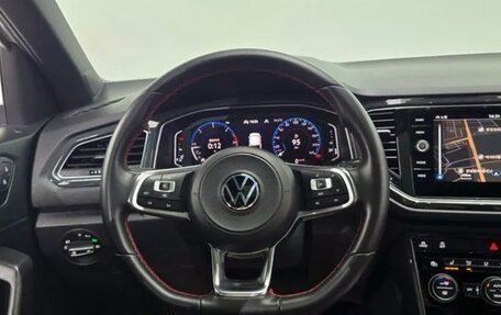 Volkswagen T-Roc I, 2021 год, 2 200 000 рублей, 12 фотография