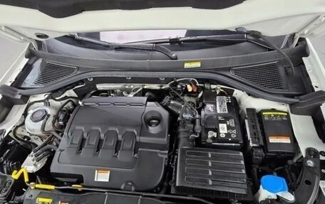 Volkswagen T-Roc I, 2021 год, 2 200 000 рублей, 6 фотография