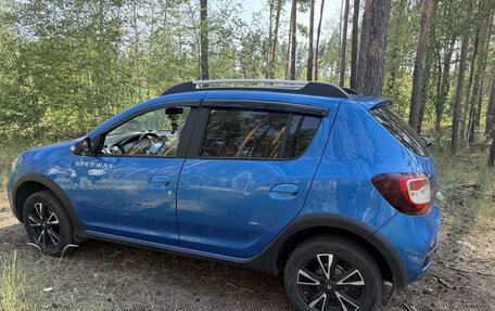 Renault Sandero II рестайлинг, 2020 год, 1 280 000 рублей, 2 фотография