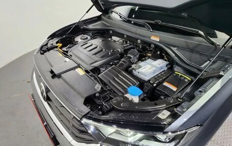 Volkswagen T-Roc I, 2022 год, 2 308 000 рублей, 8 фотография