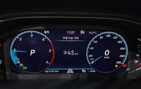 Volkswagen T-Roc I, 2022 год, 2 308 000 рублей, 14 фотография