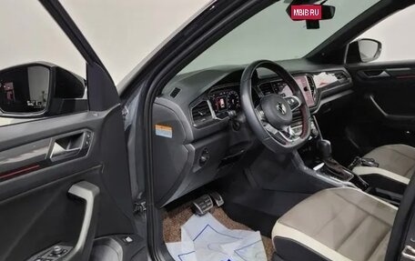 Volkswagen T-Roc I, 2022 год, 2 308 000 рублей, 7 фотография
