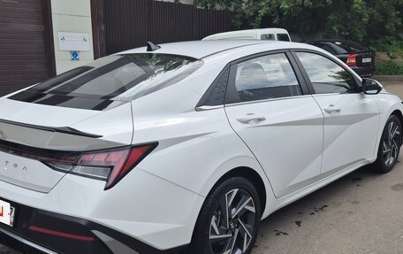 Hyundai Elantra, 2024 год, 2 550 000 рублей, 8 фотография