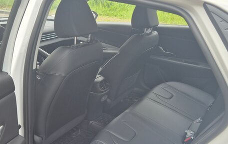 Hyundai Elantra, 2024 год, 2 550 000 рублей, 13 фотография