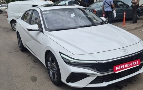 Hyundai Elantra, 2024 год, 2 550 000 рублей, 2 фотография