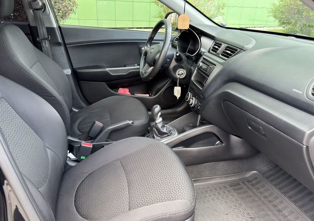 KIA Rio III, 2012 год, 860 000 рублей, 13 фотография