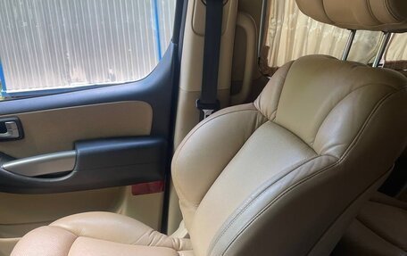 Hyundai Grand Starex Grand Starex I рестайлинг 2, 2017 год, 3 550 000 рублей, 10 фотография