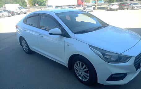 Hyundai Solaris II рестайлинг, 2017 год, 1 150 000 рублей, 4 фотография