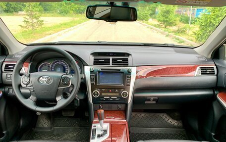 Toyota Camry, 2013 год, 1 695 000 рублей, 14 фотография