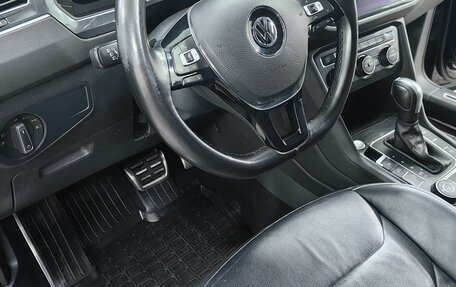 Volkswagen Tiguan II, 2020 год, 3 550 000 рублей, 5 фотография