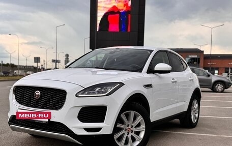 Jaguar E-Pace, 2018 год, 2 600 000 рублей, 4 фотография