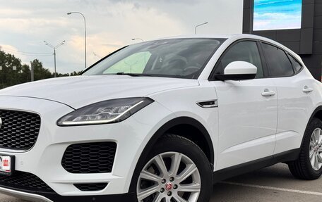 Jaguar E-Pace, 2018 год, 2 600 000 рублей, 14 фотография