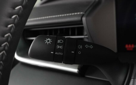 Toyota Camry, 2025 год, 4 399 000 рублей, 15 фотография