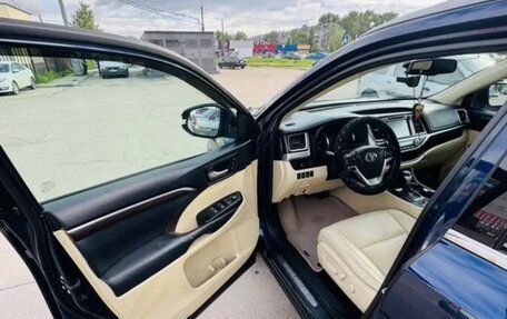 Toyota Highlander III, 2014 год, 2 550 000 рублей, 11 фотография