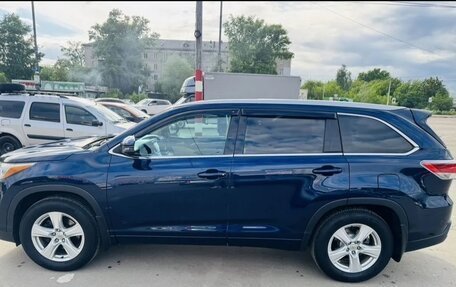 Toyota Highlander III, 2014 год, 2 550 000 рублей, 3 фотография