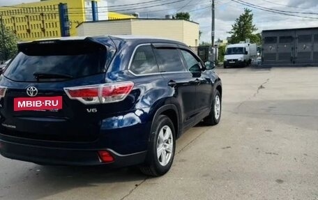 Toyota Highlander III, 2014 год, 2 550 000 рублей, 7 фотография