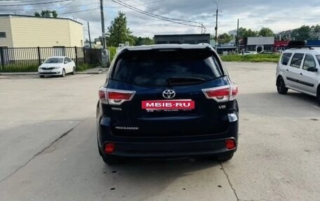 Toyota Highlander III, 2014 год, 2 550 000 рублей, 9 фотография