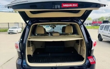 Toyota Highlander III, 2014 год, 2 550 000 рублей, 20 фотография