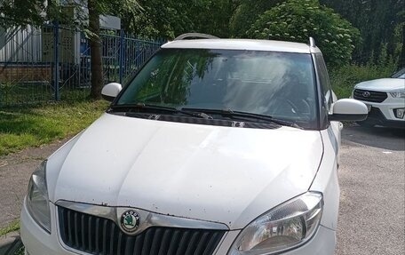 Skoda Fabia II, 2012 год, 600 000 рублей, 4 фотография