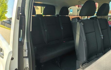 Mercedes-Benz Vito, 2016 год, 1 870 000 рублей, 26 фотография