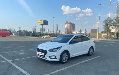 Hyundai Solaris II рестайлинг, 2017 год, 1 000 000 рублей, 8 фотография