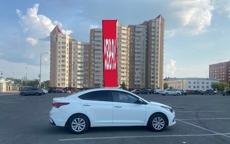 Hyundai Solaris II рестайлинг, 2017 год, 1 000 000 рублей, 12 фотография