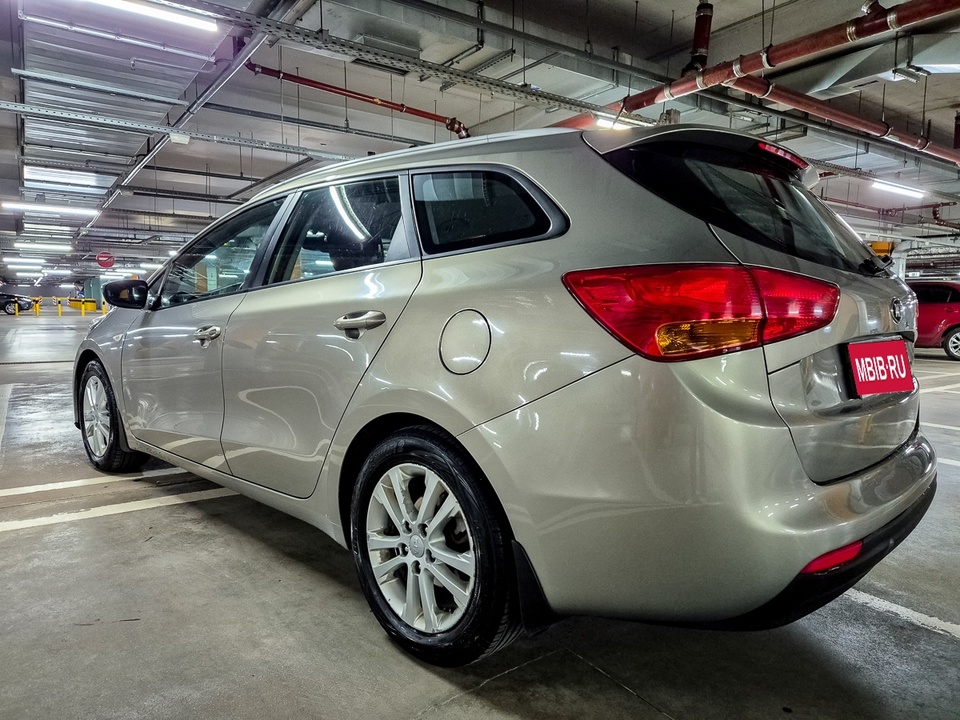 KIA cee'd II, 2012 год, 1 050 000 рублей, 17 фотография