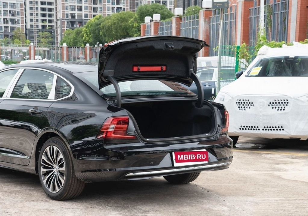 Volvo S90, 2025 год, 6 120 000 рублей, 24 фотография