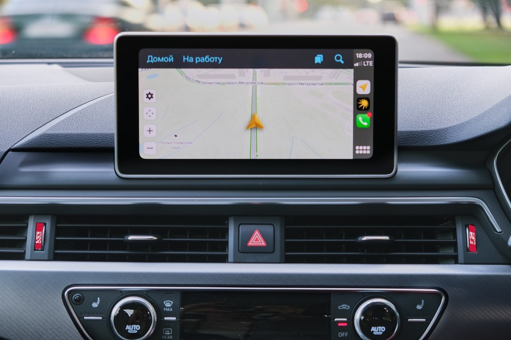 Audi A4 B9, 2019 год, 3 400 000 рублей, 16 фотография