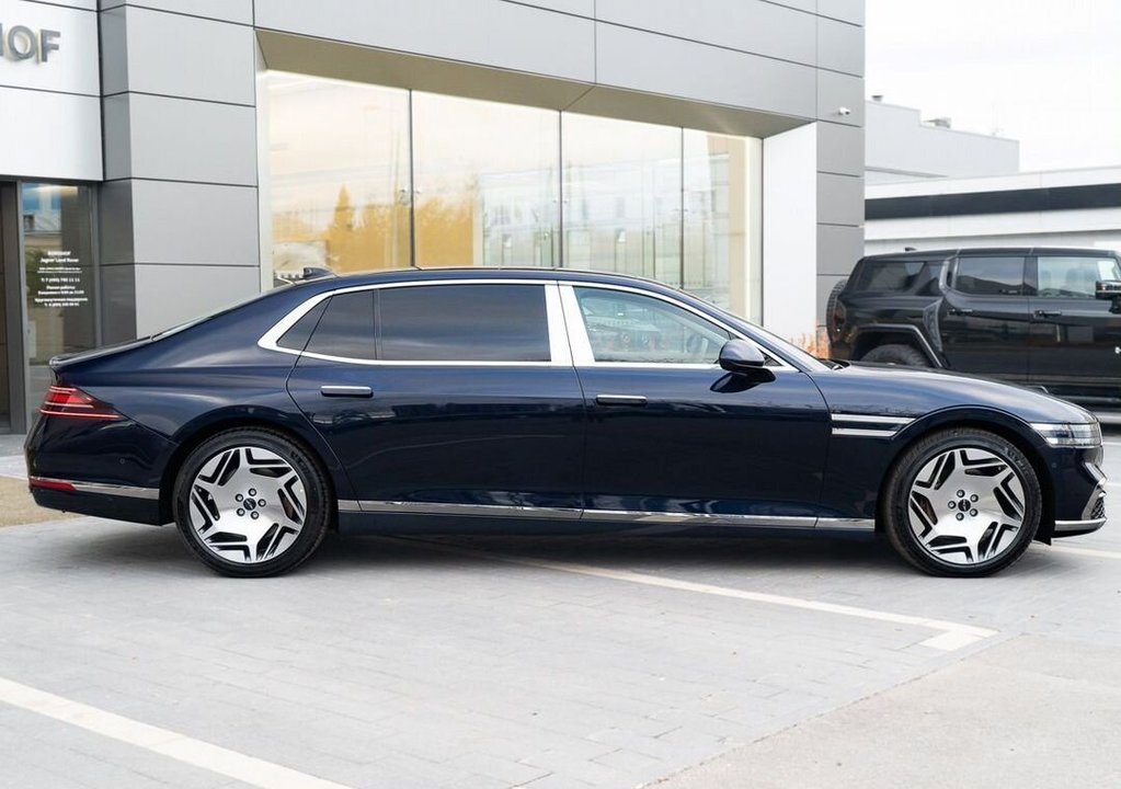 Genesis G90, 2023 год, 25 390 000 рублей, 8 фотография