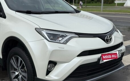 Toyota RAV4, 2017 год, 2 250 000 рублей, 22 фотография