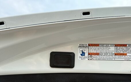 Toyota RAV4, 2017 год, 2 250 000 рублей, 24 фотография