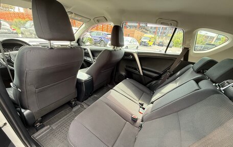 Toyota RAV4, 2017 год, 2 250 000 рублей, 35 фотография