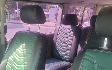Volkswagen Caravelle T5, 2009 год, 1 700 000 рублей, 1 фотография
