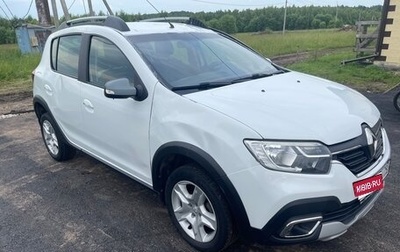 Renault Sandero II рестайлинг, 2019 год, 690 000 рублей, 1 фотография