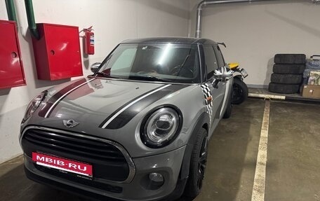 MINI Hatch, 2018 год, 1 620 000 рублей, 4 фотография