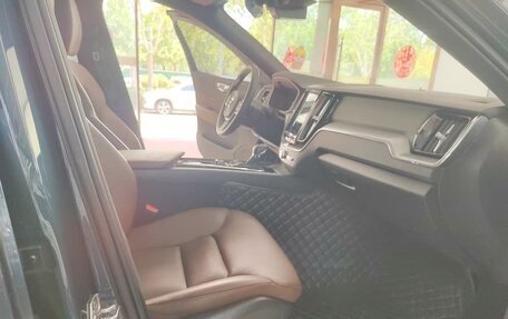 Volvo XC60 II, 2020 год, 2 360 000 рублей, 5 фотография