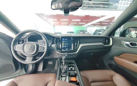Volvo XC60 II, 2020 год, 2 360 000 рублей, 6 фотография