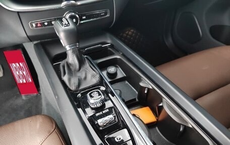 Volvo XC60 II, 2020 год, 2 360 000 рублей, 9 фотография