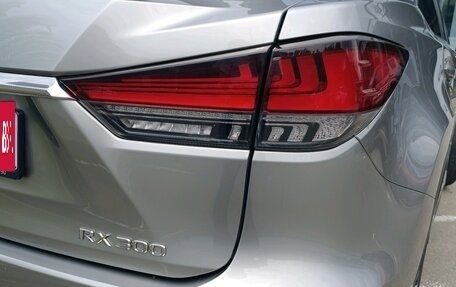 Lexus RX IV рестайлинг, 2019 год, 4 595 000 рублей, 5 фотография
