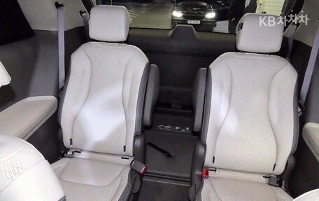 KIA Carnival, 2024 год, 4 370 000 рублей, 8 фотография
