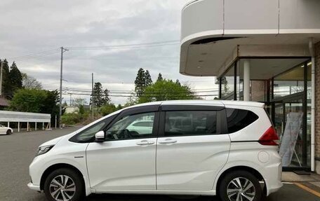 Honda Freed II, 2022 год, 1 318 000 рублей, 8 фотография