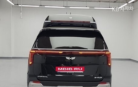 KIA Carnival, 2025 год, 6 150 000 рублей, 3 фотография