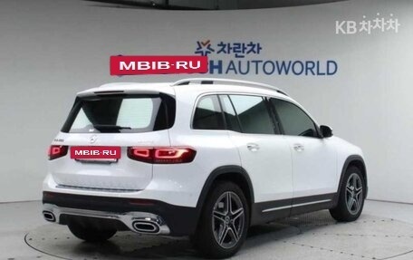 Mercedes-Benz GLB, 2021 год, 2 790 000 рублей, 3 фотография