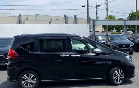 Honda Freed II, 2022 год, 1 278 000 рублей, 4 фотография