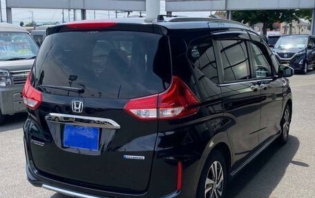 Honda Freed II, 2022 год, 1 278 000 рублей, 5 фотография