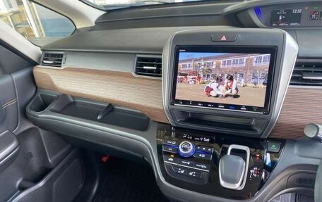 Honda Freed II, 2022 год, 1 278 000 рублей, 13 фотография
