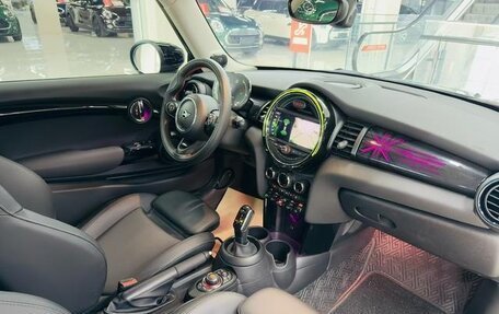 MINI Hatch, 2021 год, 2 790 000 рублей, 9 фотография