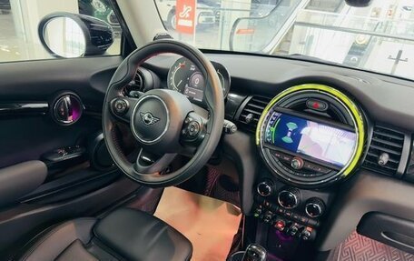 MINI Hatch, 2021 год, 2 790 000 рублей, 15 фотография