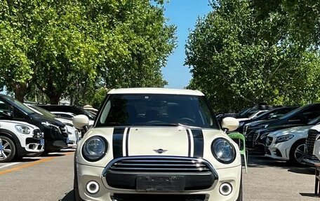 MINI Hatch, 2021 год, 2 060 000 рублей, 3 фотография